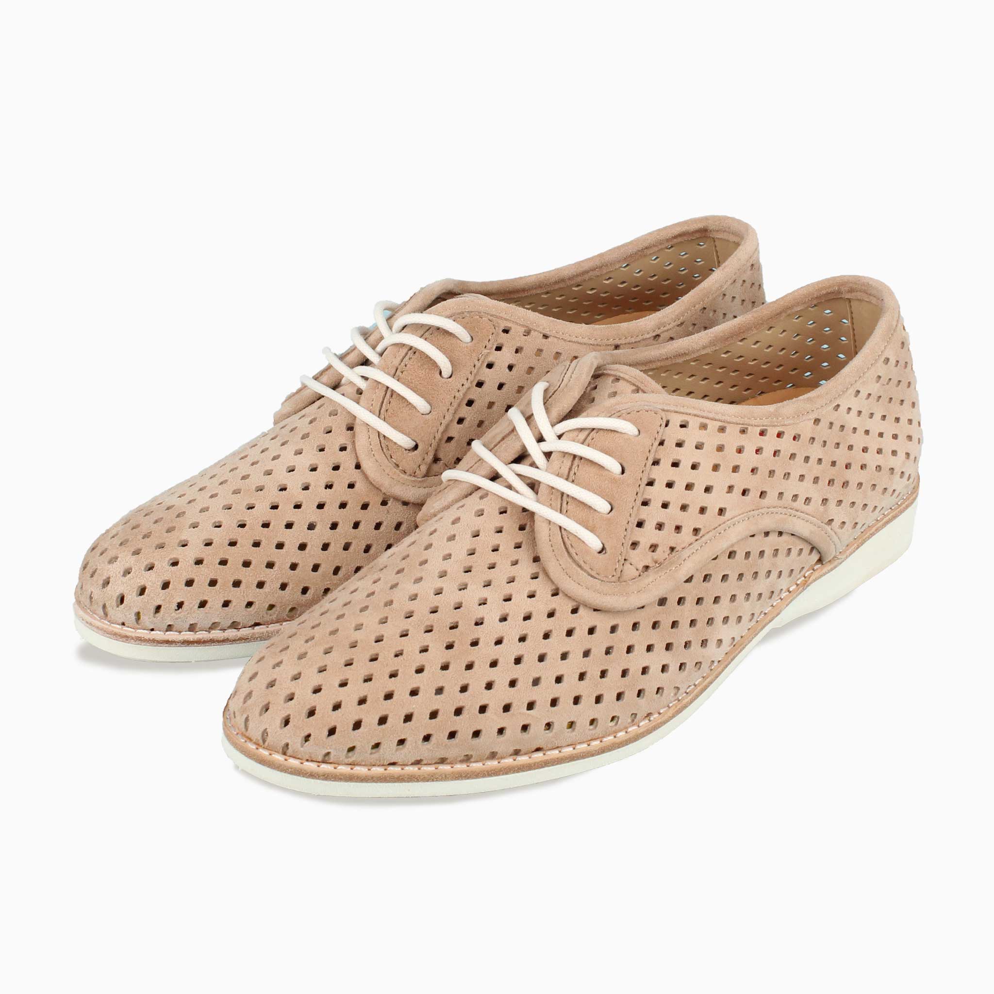 Derby Punch Walnut