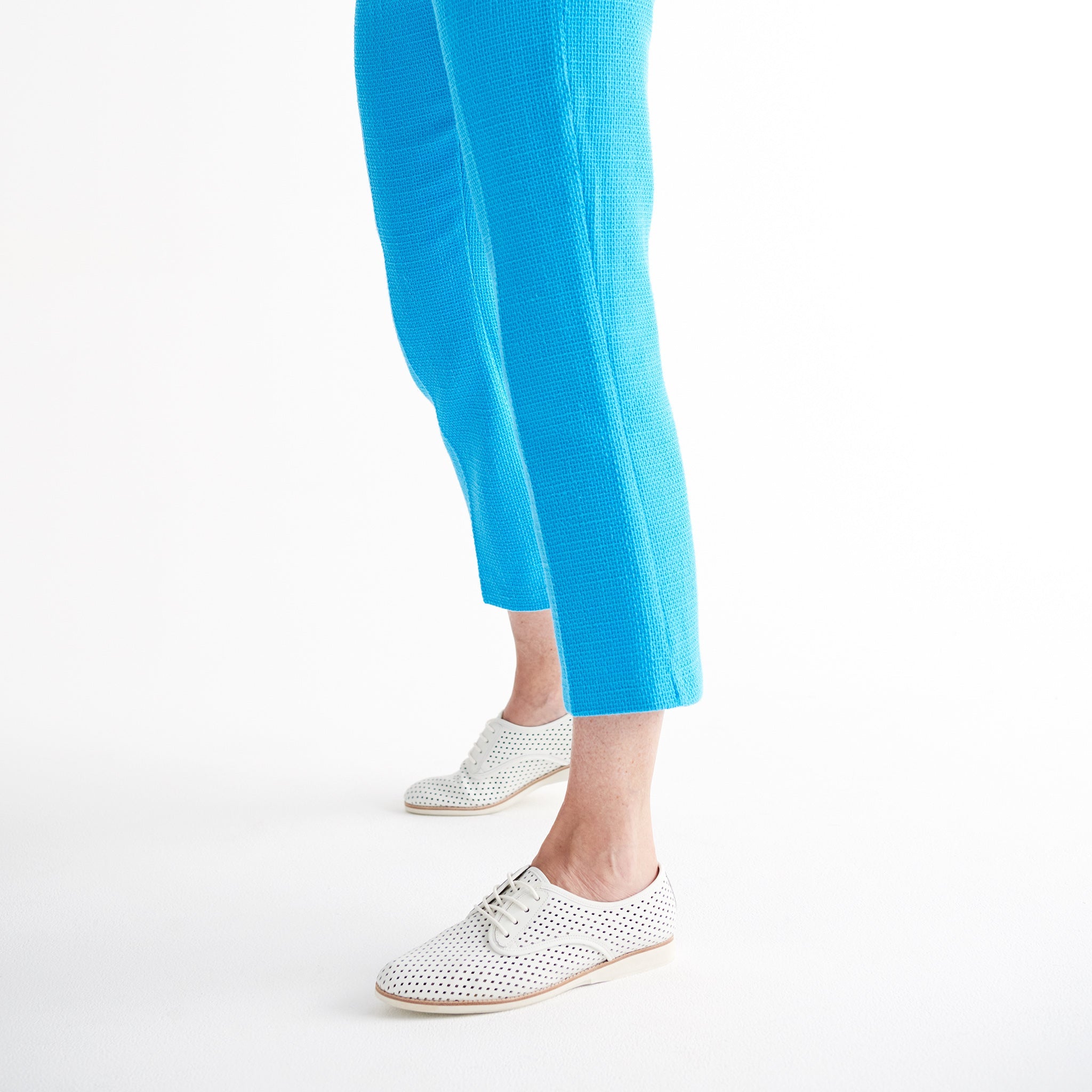 Derby Punch White